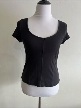 Anthropologie Maeve Black Scoop-Neck Short Sleeve Top